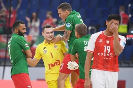 «Локомотив» стал победителем клубного чемпионата мира по пляжному футболу