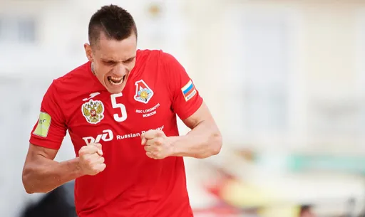 Капитан «Локомотива» Никоноров поделился эмоциями от выигрыша клубного чемпионата мира по пляжному футболу