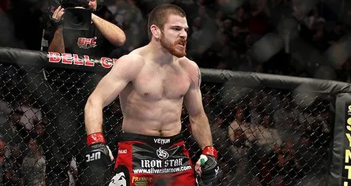 Миллер победил Серроне на турнире UFC 276