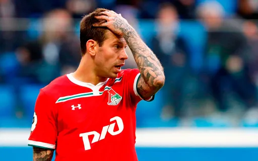 Смолов извинился перед Семаком за свои слова