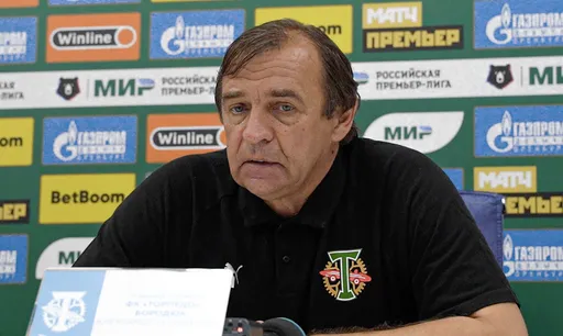Официально: Бородюк покинул пост главного тренера «Торпедо»