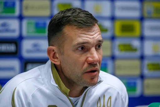 Зинченко, Ярмоленко и Малиновский - в итоговой заявке сборной Украины на ЧЕ по футболу