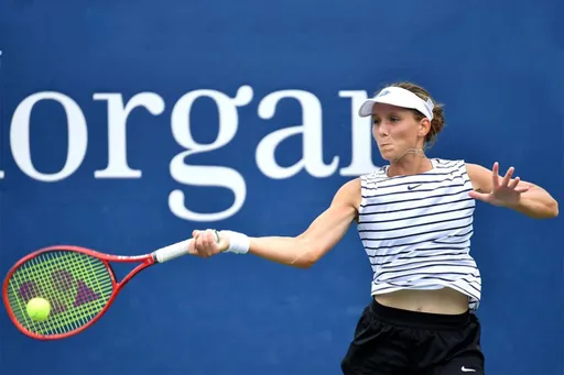 Грачева проиграла Бронцетти и не смогла выйти во второй круг Australian Open-2022