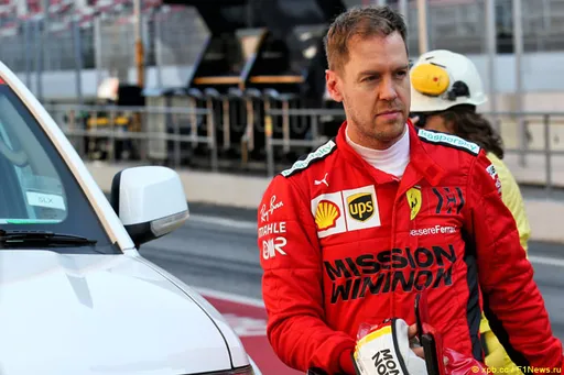 Гонщик «Формулы-1» Себастьян Феттель призвал отменить Гран-при России из-за ситуации на Украине