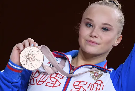 Мельникова пожаловалась на долгий путь от отеля до зала на ЧМ по спортивной гимнастике