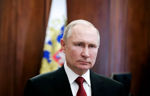 Путин поздравил Баха с переизбранием на пост президента МОК
