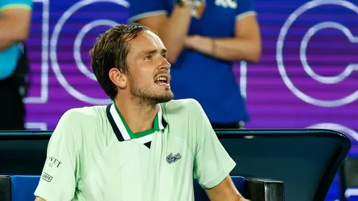 Кафельников считает, что Медведеву не повезло в финале Australian Open против Надаля