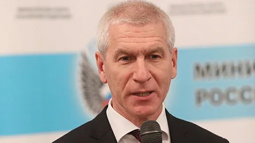 Министр спорта РФ Матыцин поздравил конькобежцев с завоеванием «серебра» в гонке преследования на ОИ-2022