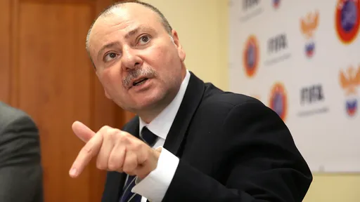 Глава КДК РФС Григорьянц рассказал подробности инцидента в судейской в матче «Локомотив» – «Спартак»