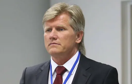 Олимпийский чемпион Васильев рассказал, от чего биатлонистка Миронова потеряла голову