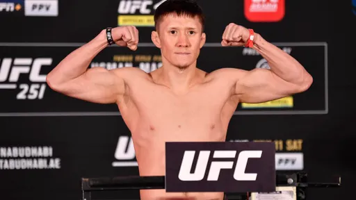 «Ислам долго просидит на чемпионском троне». Жумагулов – о карьере в UFC, Рахмонове и Махачеве