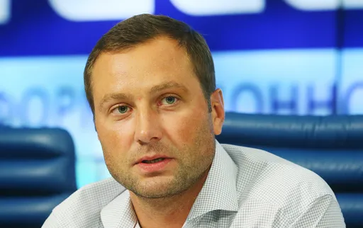 Морозов исключил возможность вмешательства Минспорта в спор КХЛ и ФХР по вопросу разделения лиги на группы
