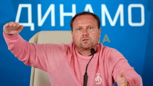 Личка сообщил, что продолжит работу в московском «Динамо»