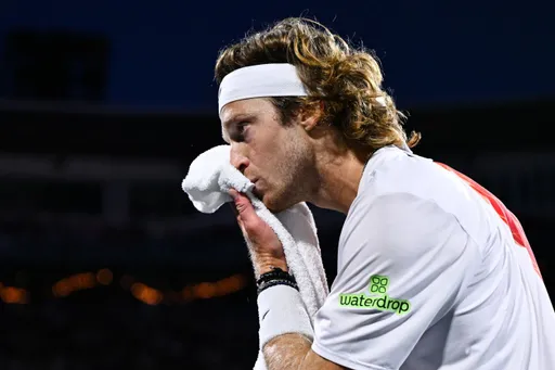 Рублёв пробился в четвертьфинал турнира ATP-250 в Гонконге