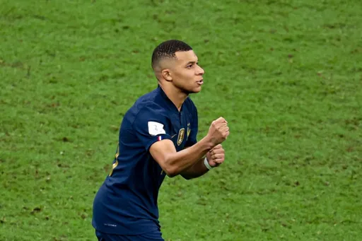 Marca: Мбаппе подписал контракт с «Реалом»