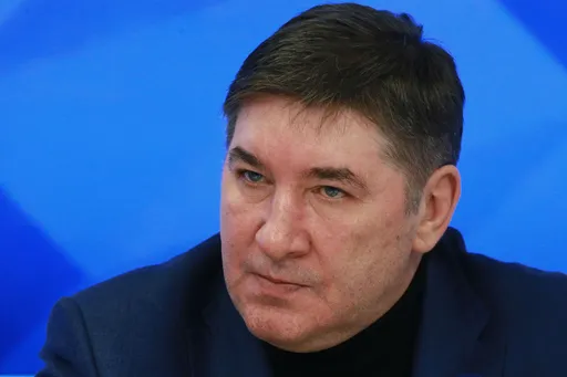 Кожевников назвал смешным решение «Трактора» назначить Бена Гру главным тренером