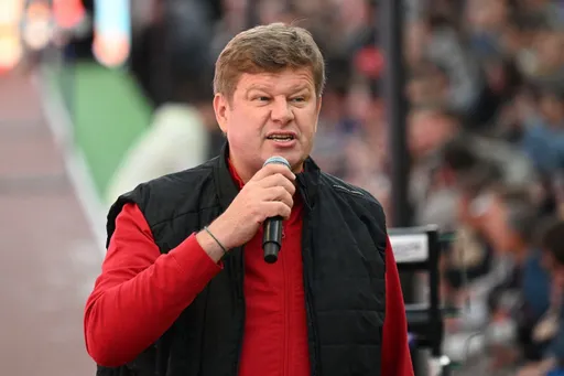 Губерниев: Вяльбе получает две зарплаты, при этом она никогда никого не тренировала