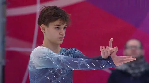 Владислав Дикиджи выиграл произвольную программу на этапе Гран-при в Москве