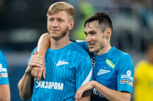 Агент Чистякова заявил, что защитник не собирается покидать «Зенит»