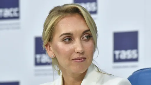 Веснина назвала провалом вылет Медведева в первом круге «Ролан Гаррос»