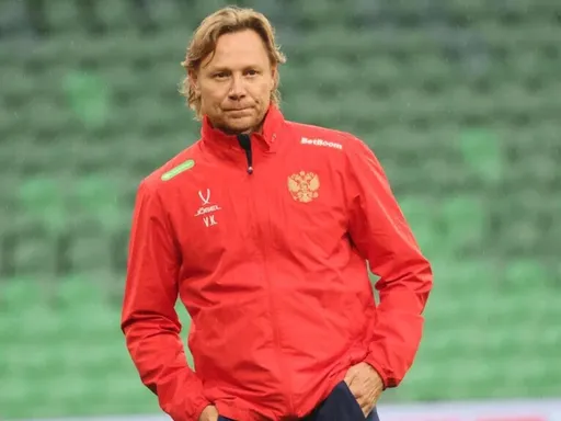 Карпин подшутил над Сафоновым после пропущенного мяча от Никарагуа