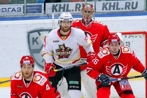 «Автомобилист» всухую обыграл «Кунь Лунь Ред Стар» в домашнем матче FONBET КХЛ
