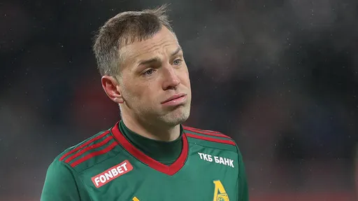 Агент Оздоева: «Зенит» дал Дзюбе, сколько он ни в одном клубе не заработал бы. И как можно называть команду Рио-де-Жанейро?