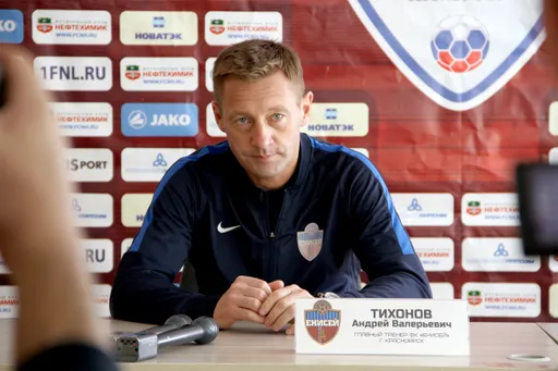 Андрей Тихонов оценил первые матчи во главе «Енисея»