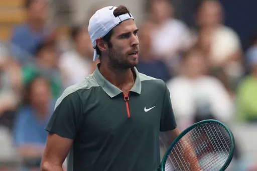 Хачанов проиграл Муньяру во втором круге и вылетел из турнира ATP в Роттердаме