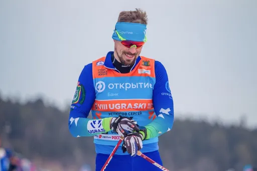 Устюгов выиграл гонку на 50 км свободным стилем на Югорском лыжном марафоне