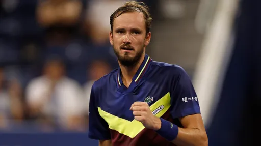 Чесноков считает, что Медведеву не хватило сил в финале US Open