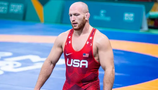 Олимпийский чемпион Снайдер задержан в ходе операции по борьбе с проституцией