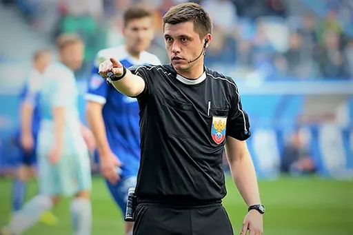Экс-судья Федотов поддержал решение Шадыханова не назначать пенальти в ворота «Зенита»