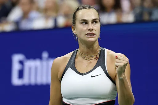 Соболенко стартовала в Итоговом чемпионате WTA с победы над Паолини