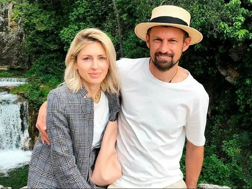 Анна Семак о 50-летии мужа: с днём рождения, моя легенда!