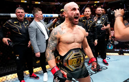 Чемпион UFC Волкановски раскрыл план на бой с Евлоевым