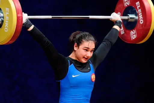 Россиянка Гусалова выиграла «серебро» на чемпионате Европы по тяжелой атлетике