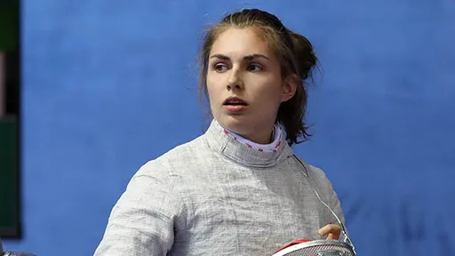 Двукратная чемпионка ОИ по фехтованию Позднякова возобновит спортивную карьеру