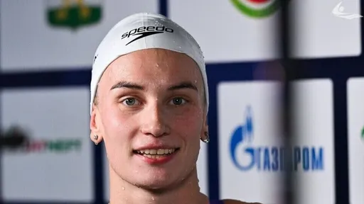 Пловчиха Суркова вышла в полуфинал ЧМ-2025 на дистанции 50 м