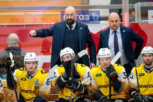 «Северсталь» продлила контракт с главным тренером Андреем Козыревым