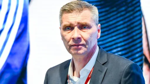 Овчинников: у нас нет задачи привезти на курсы Академии РФС Клоппа или Моуринью