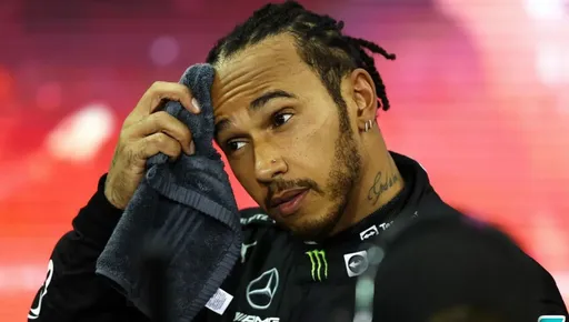 Стала известна дата первого официального мероприятия Льюиса Хэмилтона с Ferrari