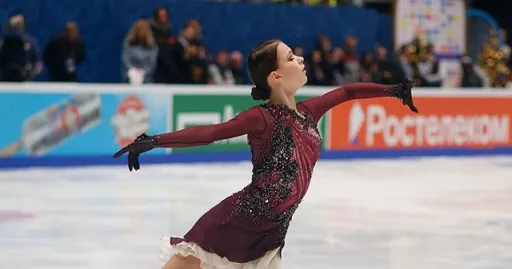 Валиева и Щербакова исключены из списка действующих спортсменок
