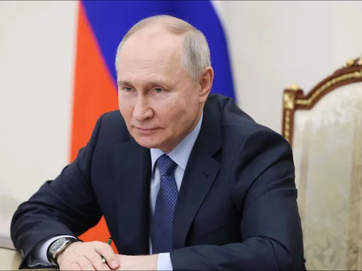 Путин хочет, чтобы флаг России поднимали во время соревнований