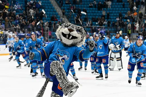 «Барыс» подписал пять игроков на пробные контракты