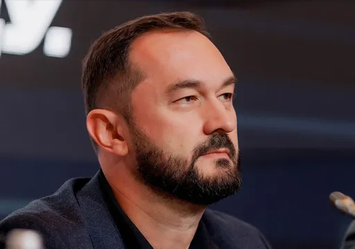 Президент ФНЛ Измайлов выступил с речью на открытии конференции ФУТКОНФ-2026