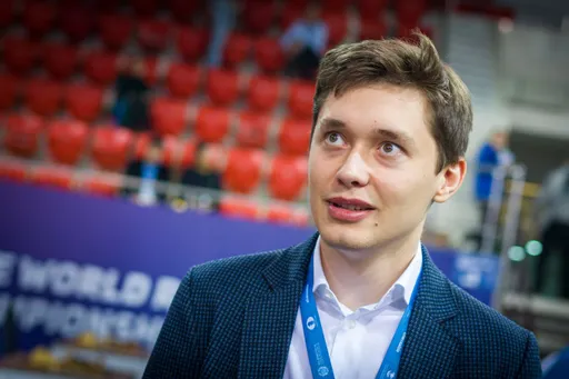 Есипенко сыграет тай-брейк с Вэй И в полуфинале Кубка мира по шахматам на Гоа