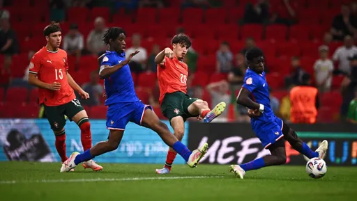 Португалия U-17 разгромила Францию и стала чемпионом Евро-2025