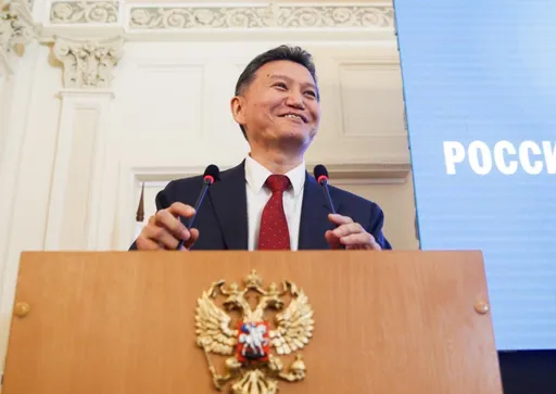 ФШР поддержит кандидатуру Илюмжинова на выборах президента FIDE