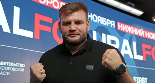 Сидельников: Дзюба может выиграть у Махачева только в беге, и то я бы поспорил
